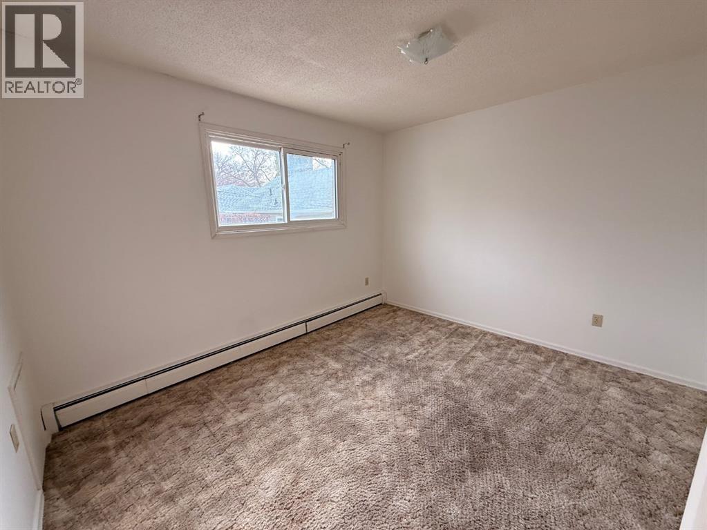 112 1 Street Ne, Medicine Hat, Alberta  T1A 5K3 - Photo 23 - A2300316