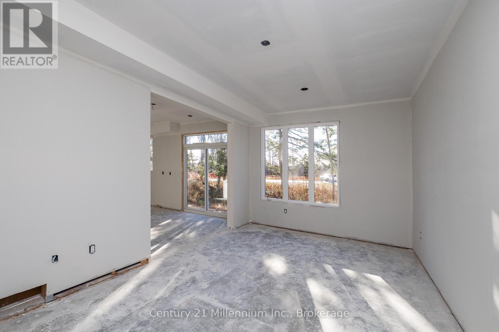 18 Steinway Street, Saugeen Shores, Ontario  N0H 2L0 - Photo 10 - X12988466