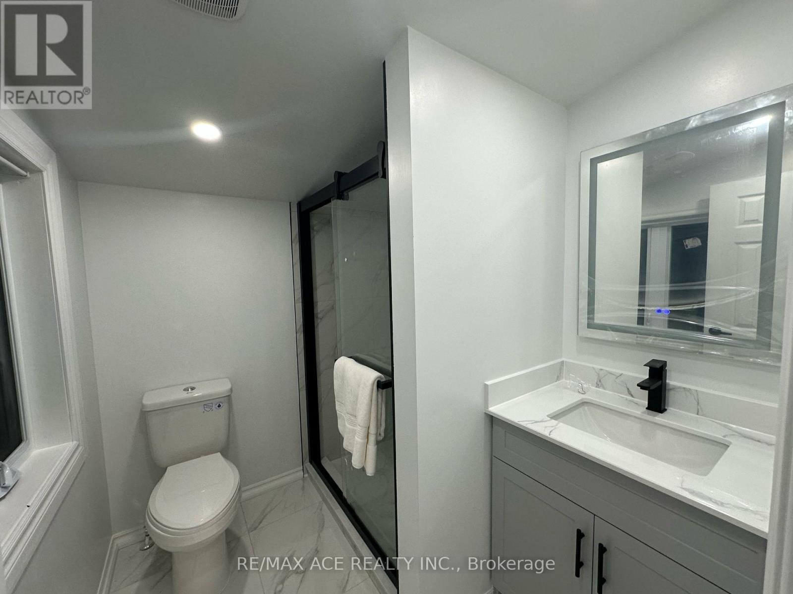 47 Munson Crescent, Toronto, Ontario  M1P 3M8 - Photo 13 - E12988484