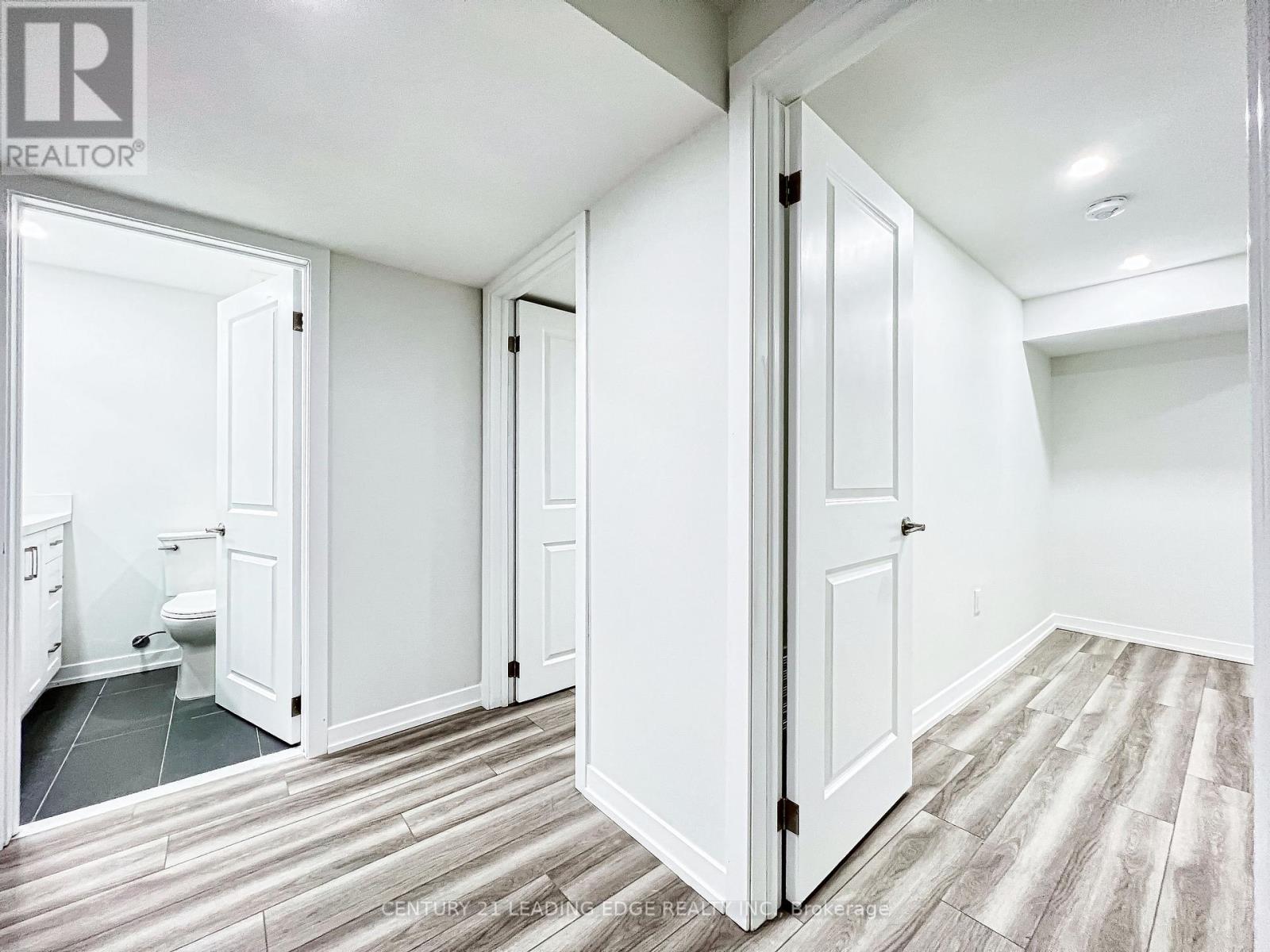 88 Hewitt Crescent, Ajax, Ontario  L1S 7B4 - Photo 9 - E12988488