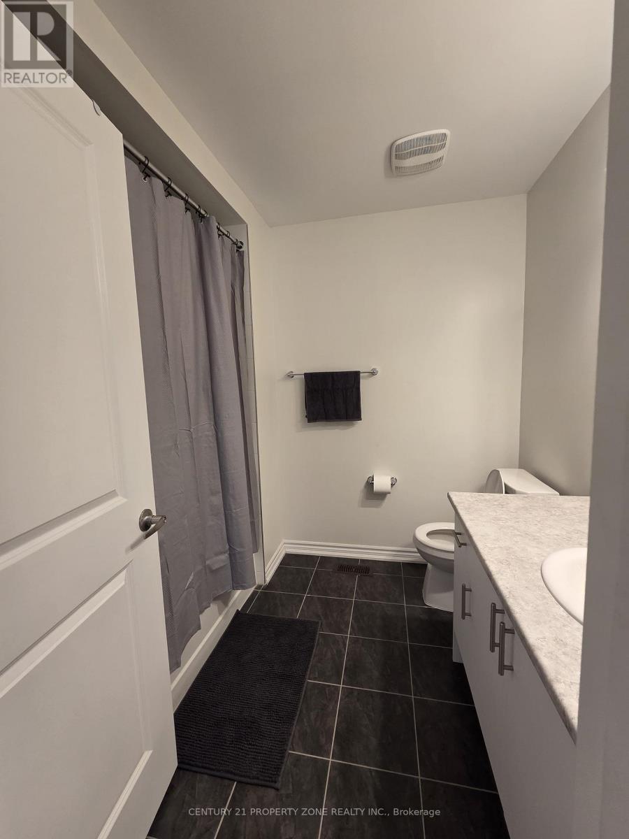 258 Okanagan Path, Oshawa, Ontario  L1H 0A7 - Photo 12 - E12988500