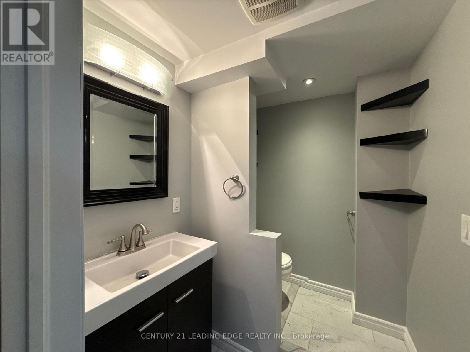 303 Wilson Road N, Oshawa, Ontario  L1G 6E4 - Photo 17 - E12988502