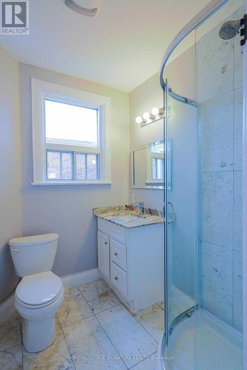 Upper - 1149 Dufferin Street, Toronto, Ontario  M6H 4B7 - Photo 6 - W12834032