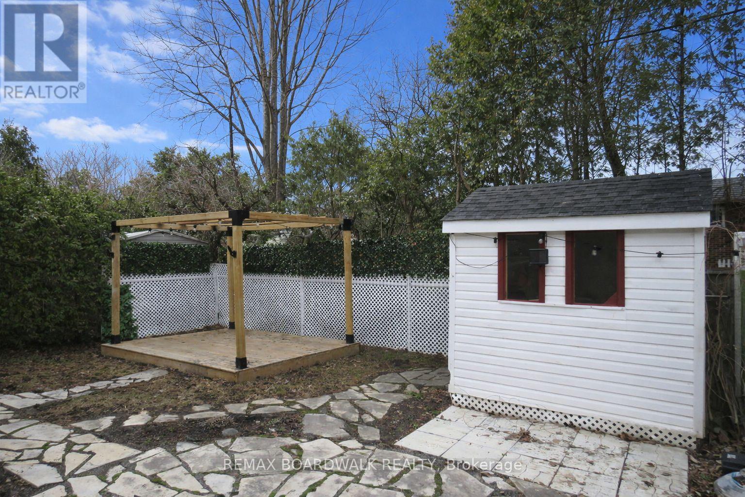 2462 Tupper Avenue, Ottawa, Ontario  K1G 1G7 - Photo 48 - X12822906