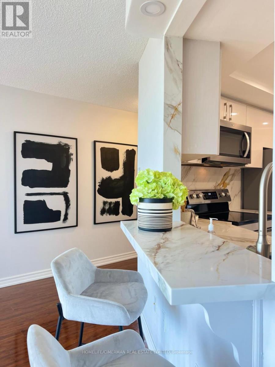 601 - 2010 Islington Avenue, Toronto, Ontario  M9P 3S8 - Photo 5 - W12988462