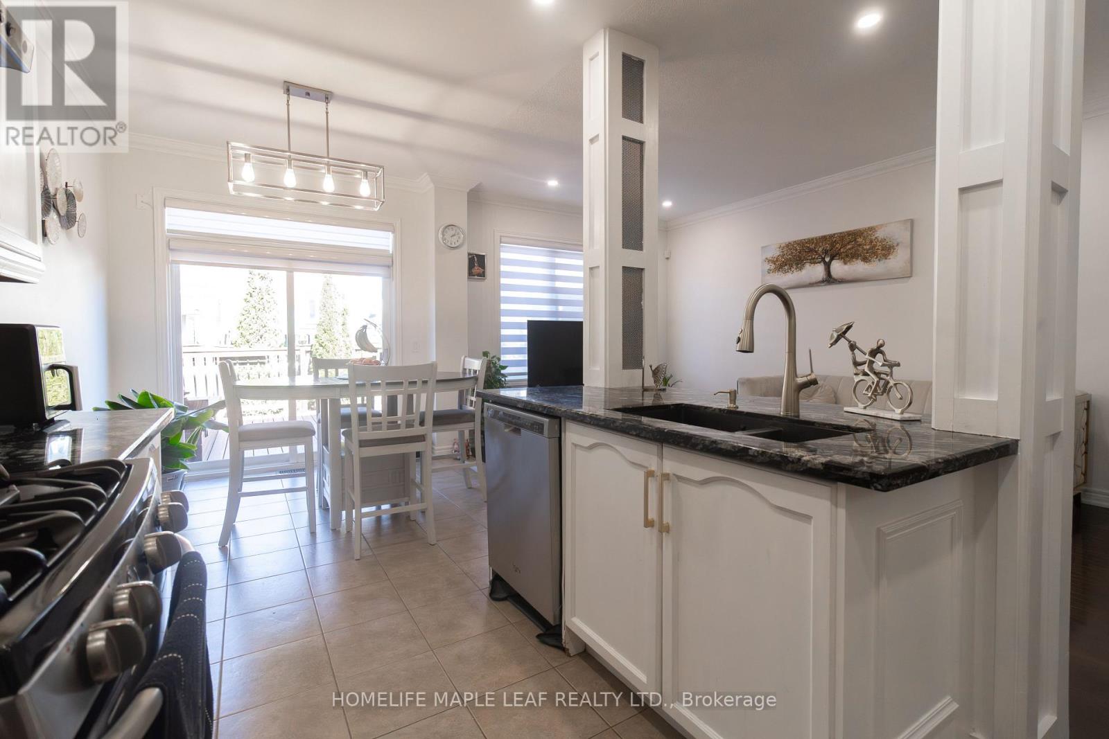 11 Icefall Road, Caledon, Ontario  L7C 3T7 - Photo 14 - W12988486