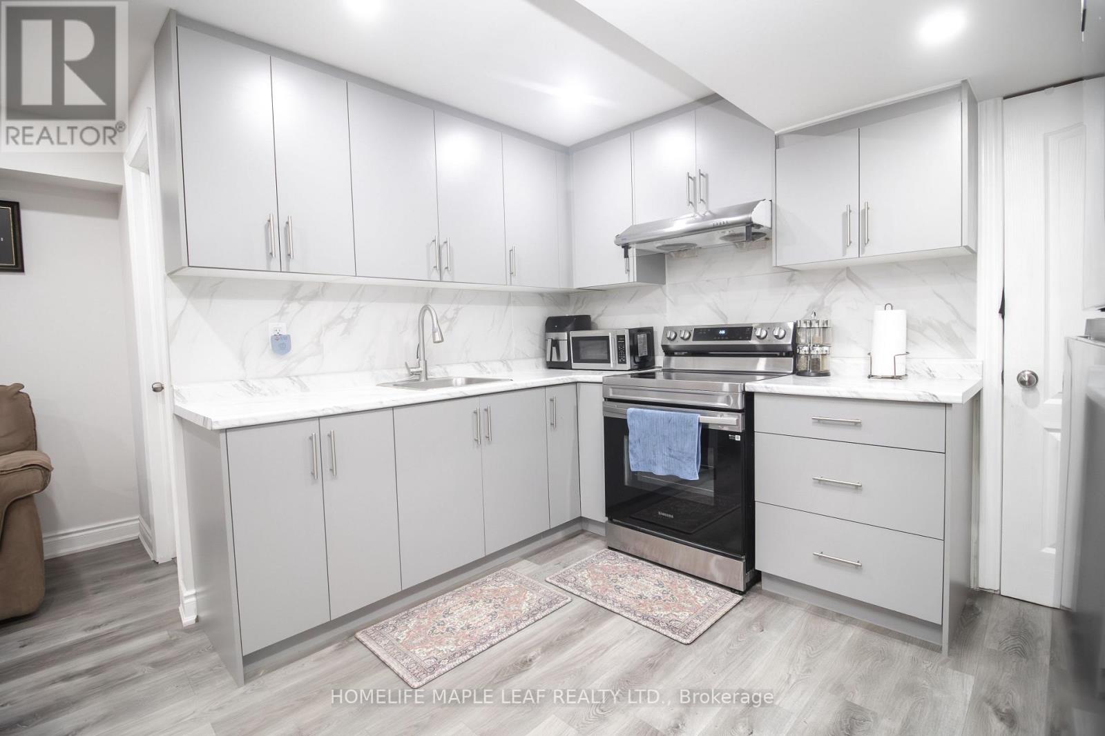 11 Icefall Road, Caledon, Ontario  L7C 3T7 - Photo 30 - W12988486