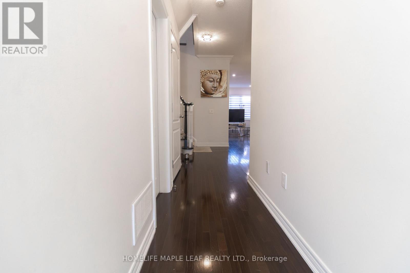 11 Icefall Road, Caledon, Ontario  L7C 3T7 - Photo 5 - W12988486