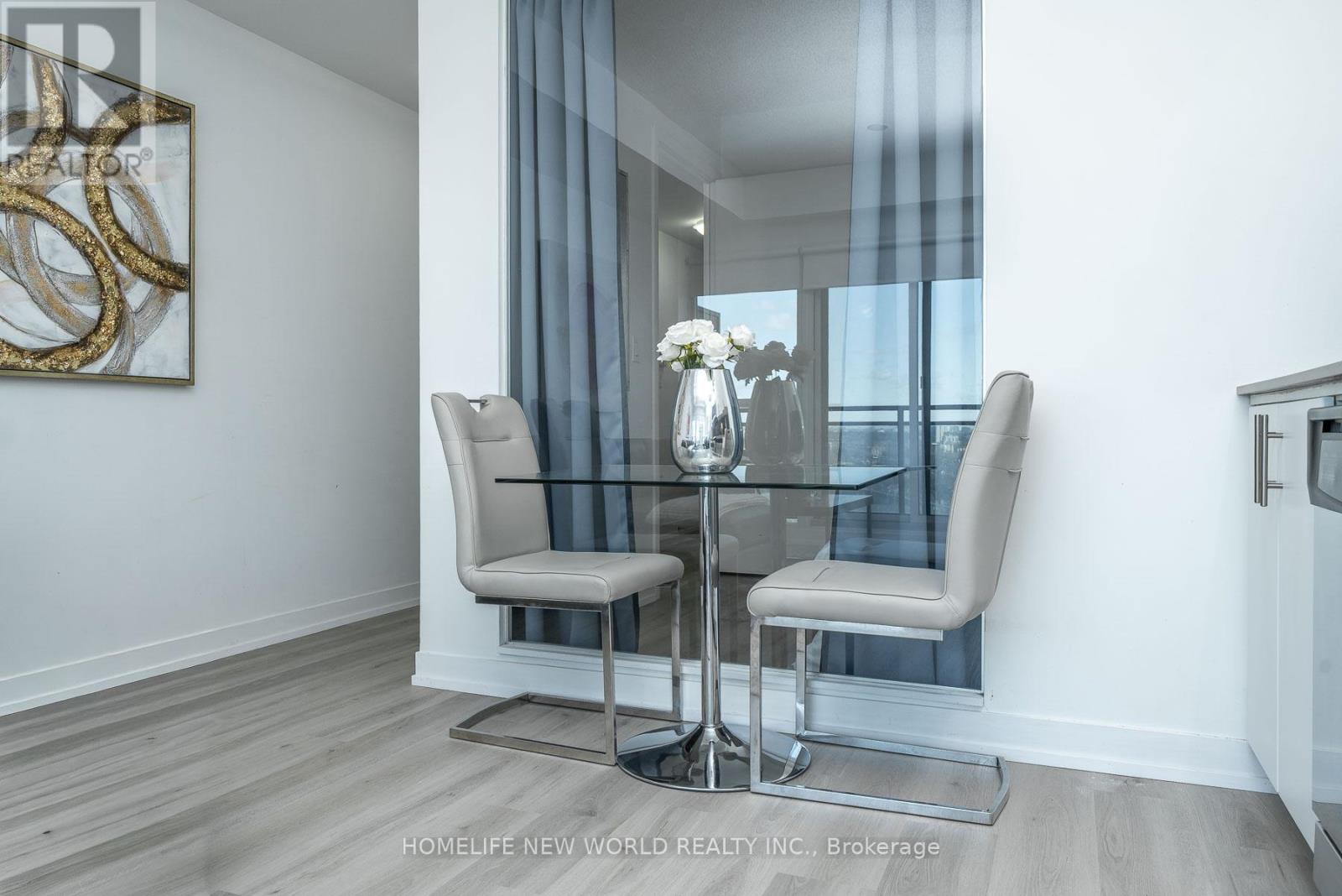 1722 - 165 Legion Road N, Toronto, Ontario M8Y 0B3 - Photo 13 - W12988494