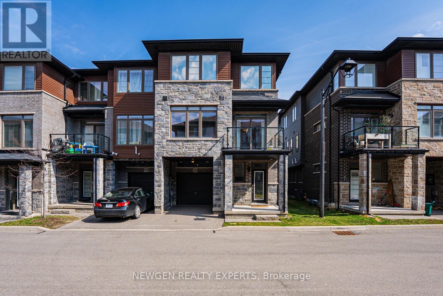 283 - 30 Times Square Boulevard, Hamilton, Ontario  L8J 0L9 - Photo 3 - X12988474