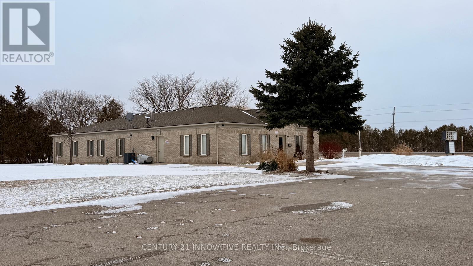 5615 Mcgillivray Drive N, Lucan Biddulph, Ontario  N0M 2J0 - Photo 4 - X12988504