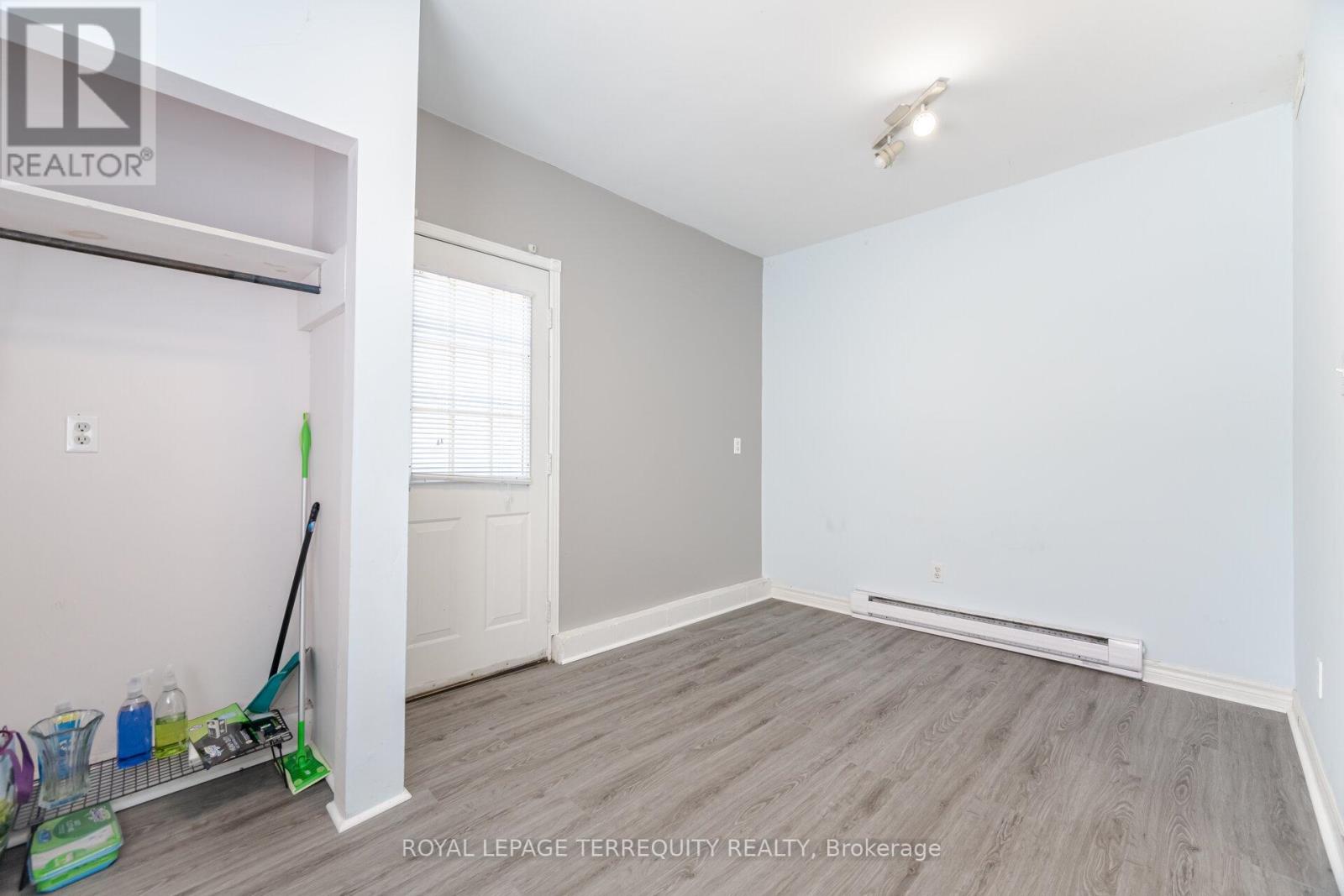 16 Royal Avenue, Hamilton, Ontario  L8S 2C2 - Photo 19 - X12984786