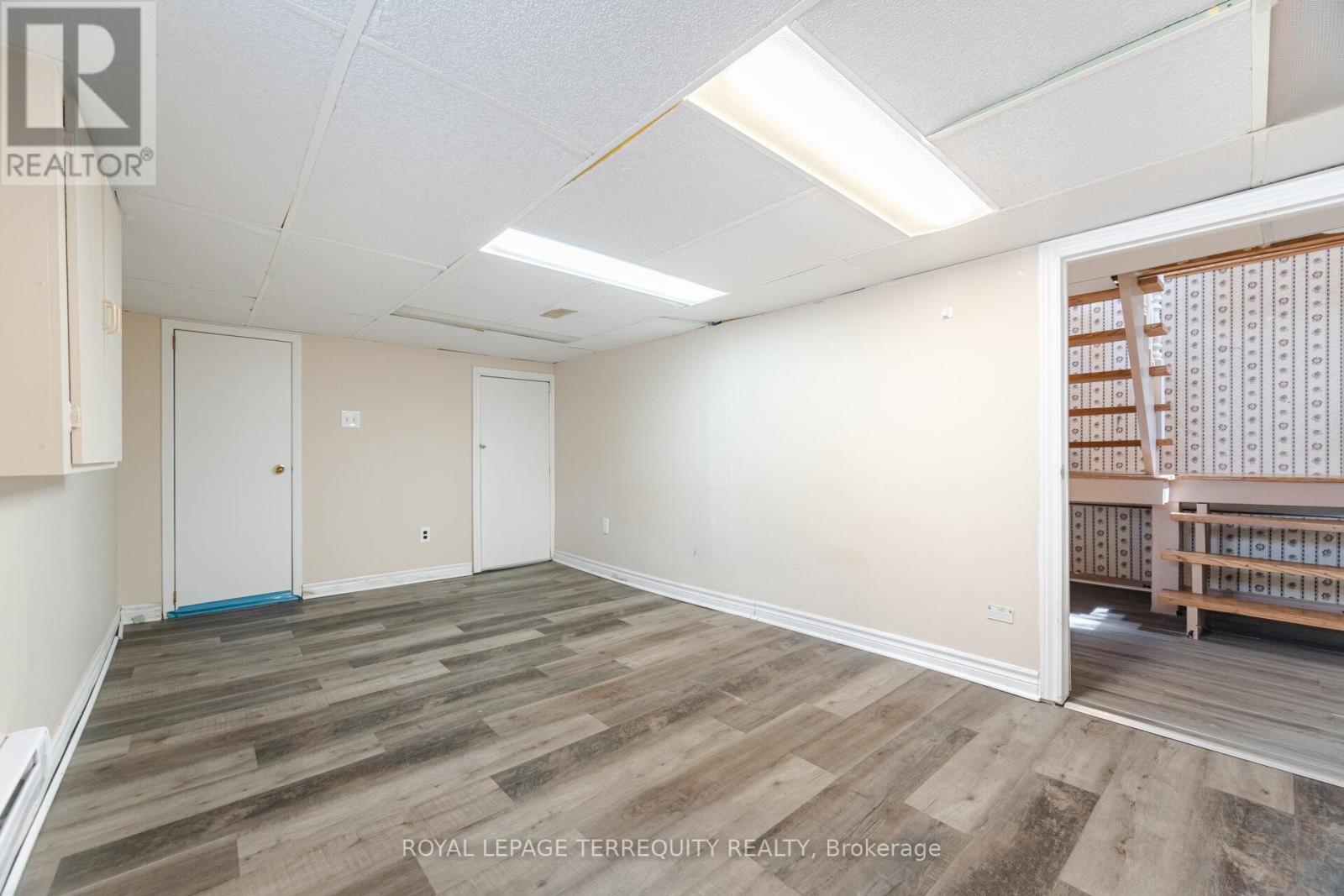 16 Royal Avenue, Hamilton, Ontario  L8S 2C2 - Photo 34 - X12984786