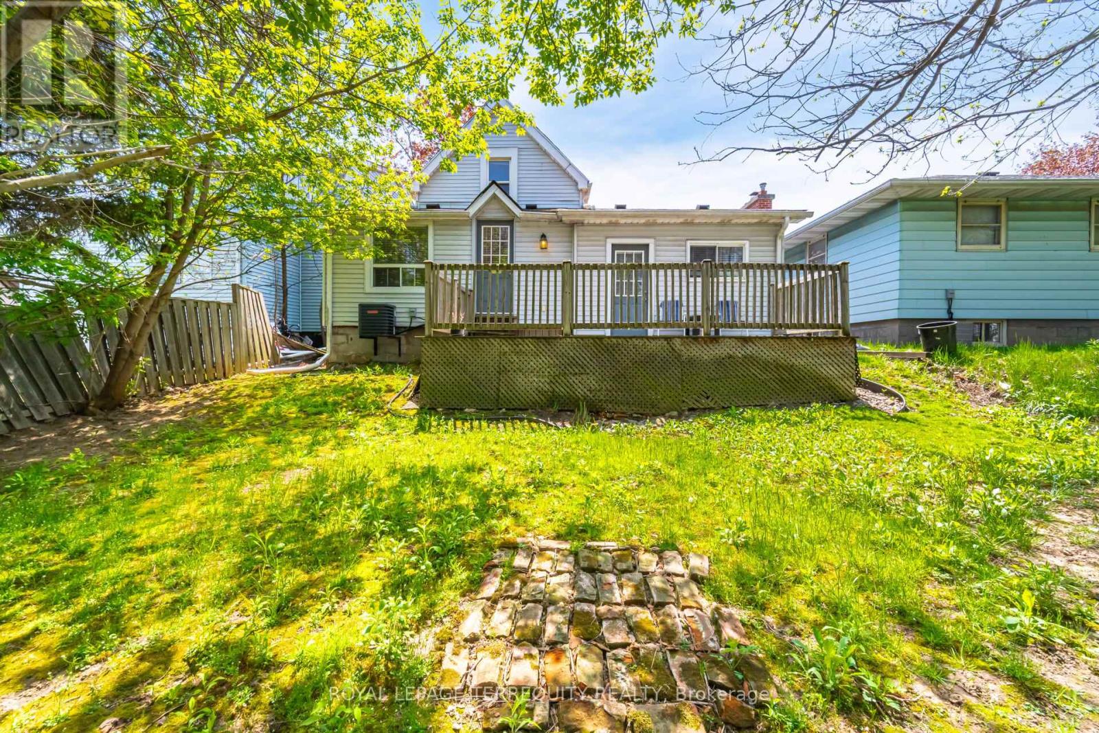 16 Royal Avenue, Hamilton, Ontario  L8S 2C2 - Photo 41 - X12984786