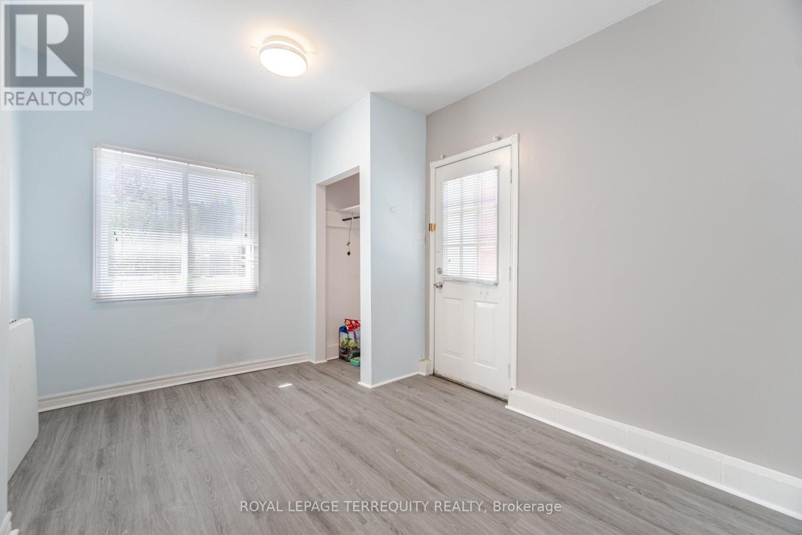 16 Royal Avenue, Hamilton, Ontario  L8S 2C2 - Photo 18 - X12984786