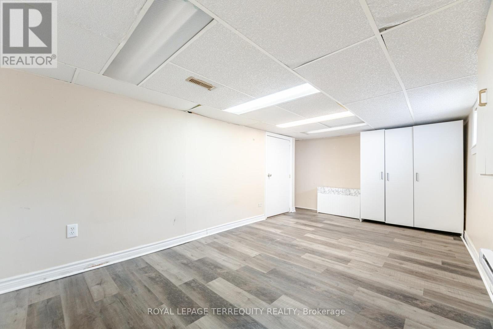 16 Royal Avenue, Hamilton, Ontario  L8S 2C2 - Photo 35 - X12984786