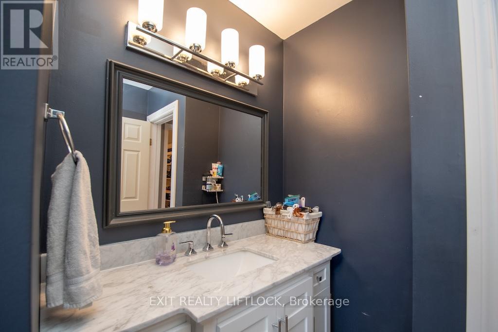 871 Westdale Avenue, Peterborough, Ontario  K9H 6C5 - Photo 19 - X12977952