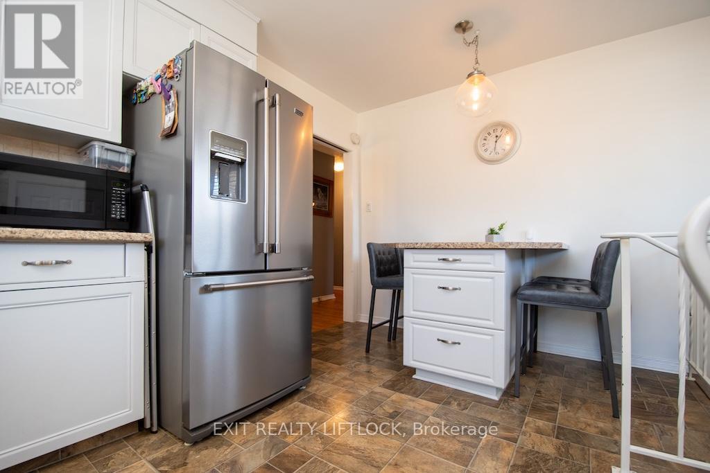 871 Westdale Avenue, Peterborough, Ontario  K9H 6C5 - Photo 14 - X12977952