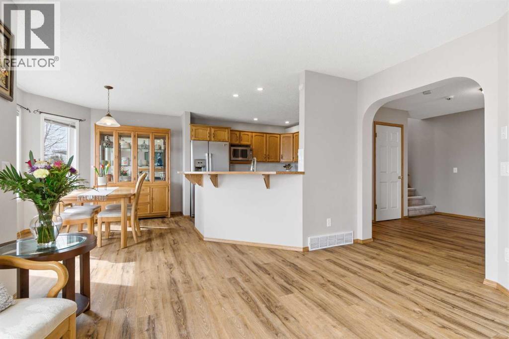 105 Douglas Ridge Circle Se, Calgary, Alberta  T2Z 3B7 - Photo 15 - A2289309