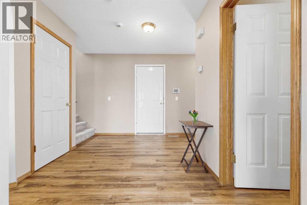 105 Douglas Ridge Circle Se, Calgary, Alberta  T2Z 3B7 - Photo 6 - A2289309