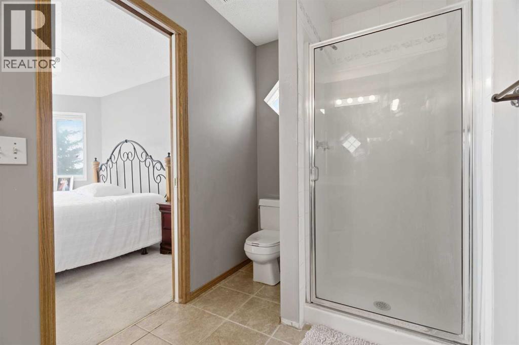 105 Douglas Ridge Circle Se, Calgary, Alberta  T2Z 3B7 - Photo 19 - A2289309