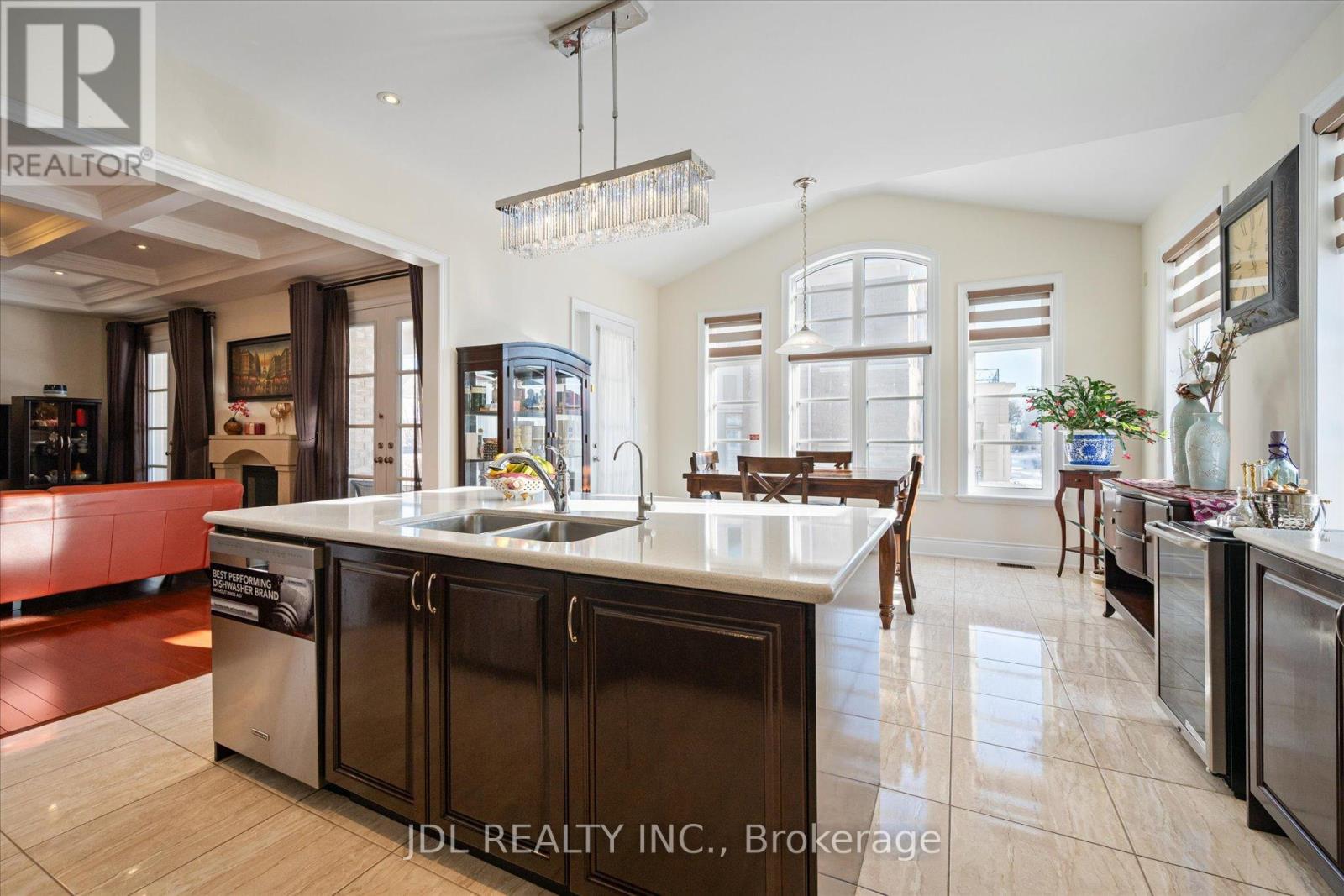 62 Silver Sterling Crescent, Vaughan, Ontario  L4H 4C5 - Photo 14 - N12842272