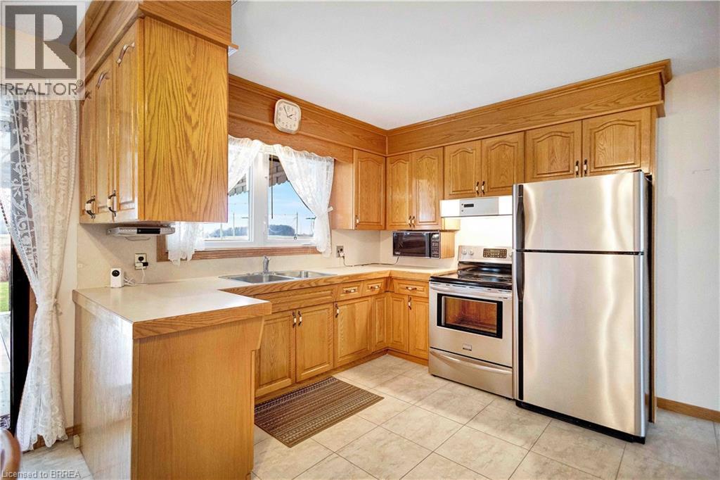 266 No 6 School Road, Brantford, Ontario  N3T 5L9 - Photo 11 - 40819957