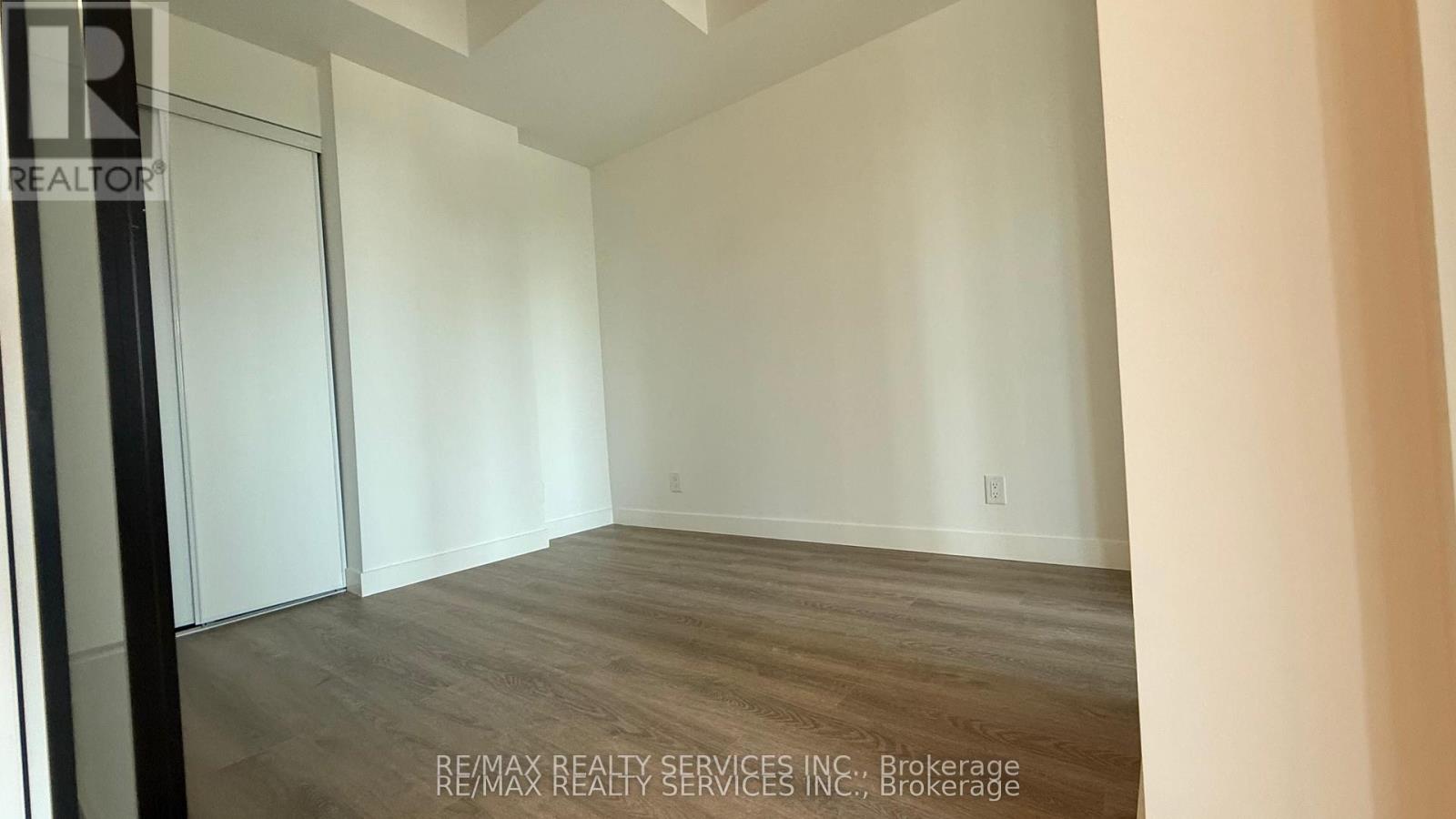 432 - 1050 Eastern Avenue, Toronto, Ontario M4L 0B7 - Photo 18 - E12988526