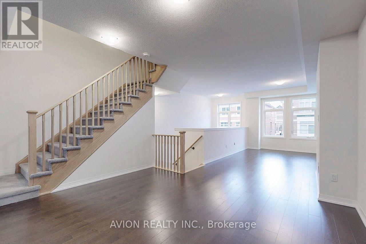 9 Sissons Way, Markham, Ontario  L6B 0S1 - Photo 2 - N12988514