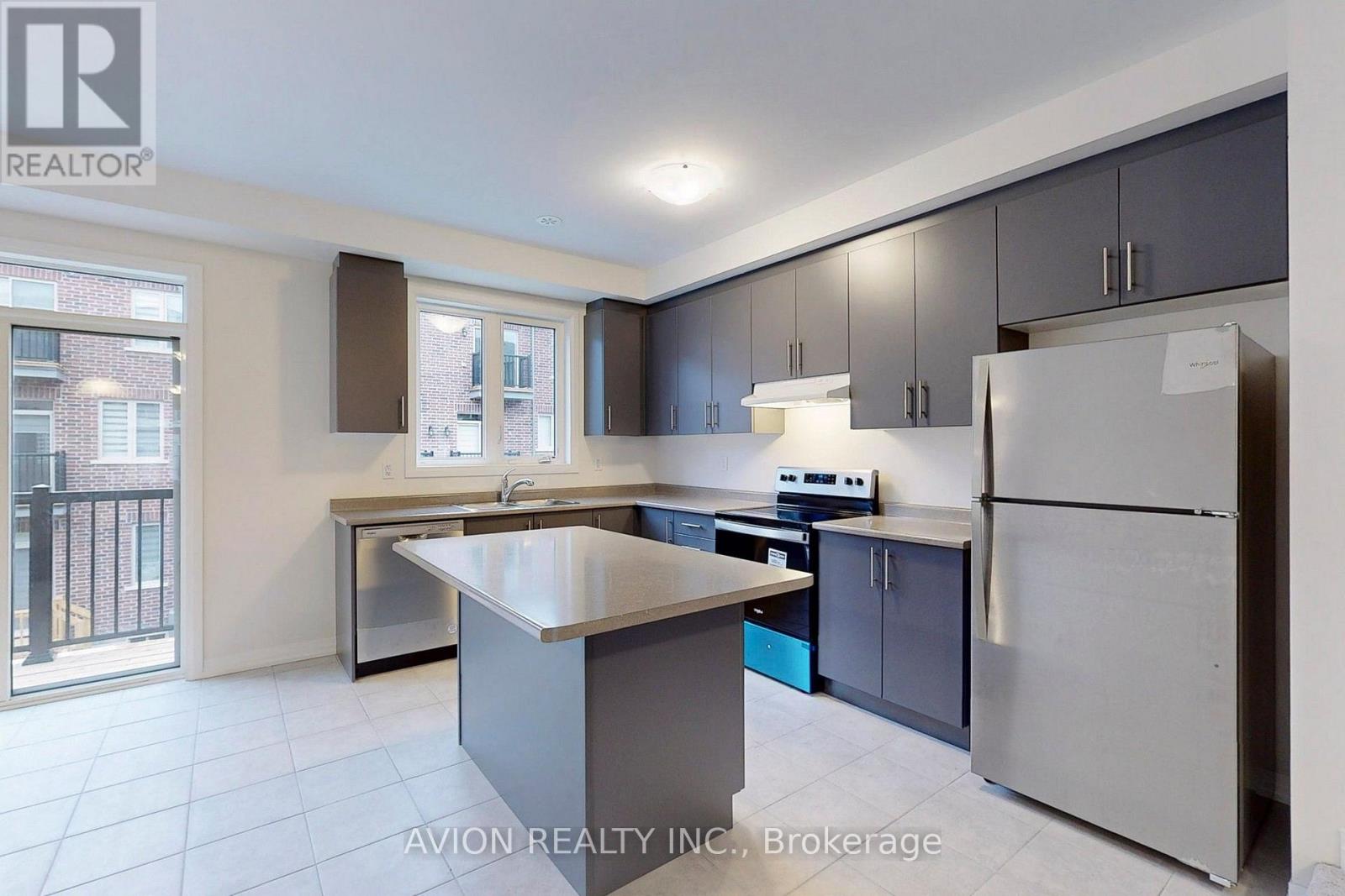 9 Sissons Way, Markham, Ontario  L6B 0S1 - Photo 5 - N12988514