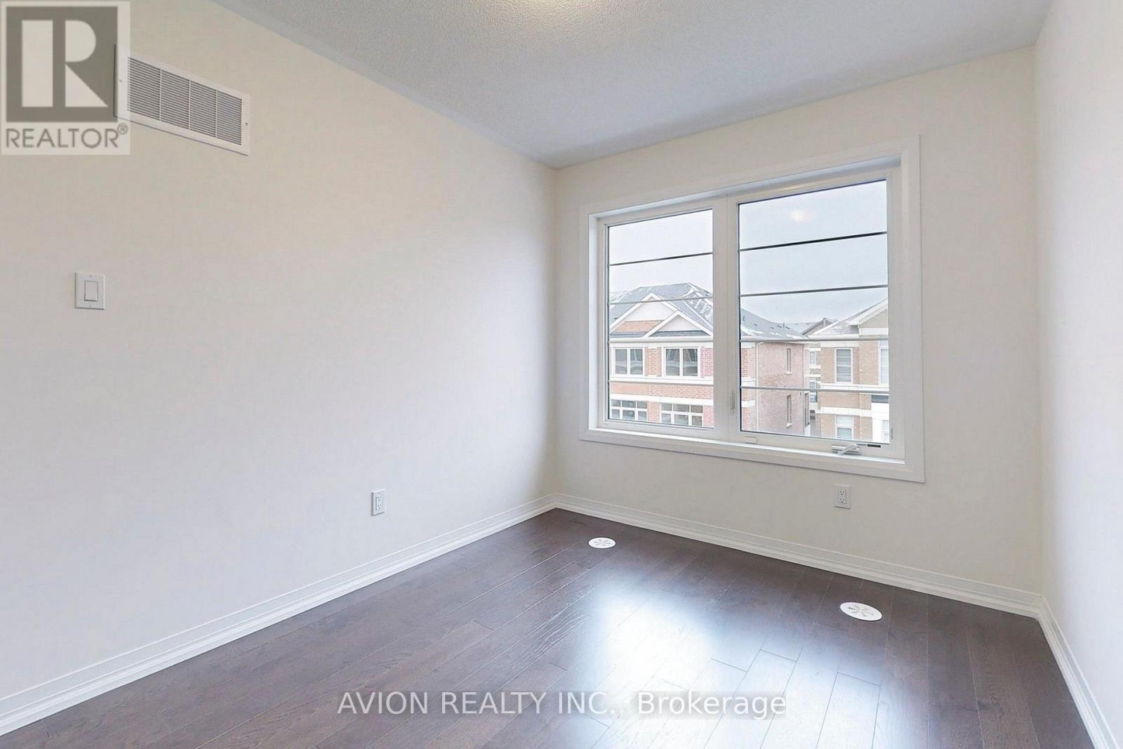 9 Sissons Way, Markham, Ontario  L6B 0S1 - Photo 7 - N12988514