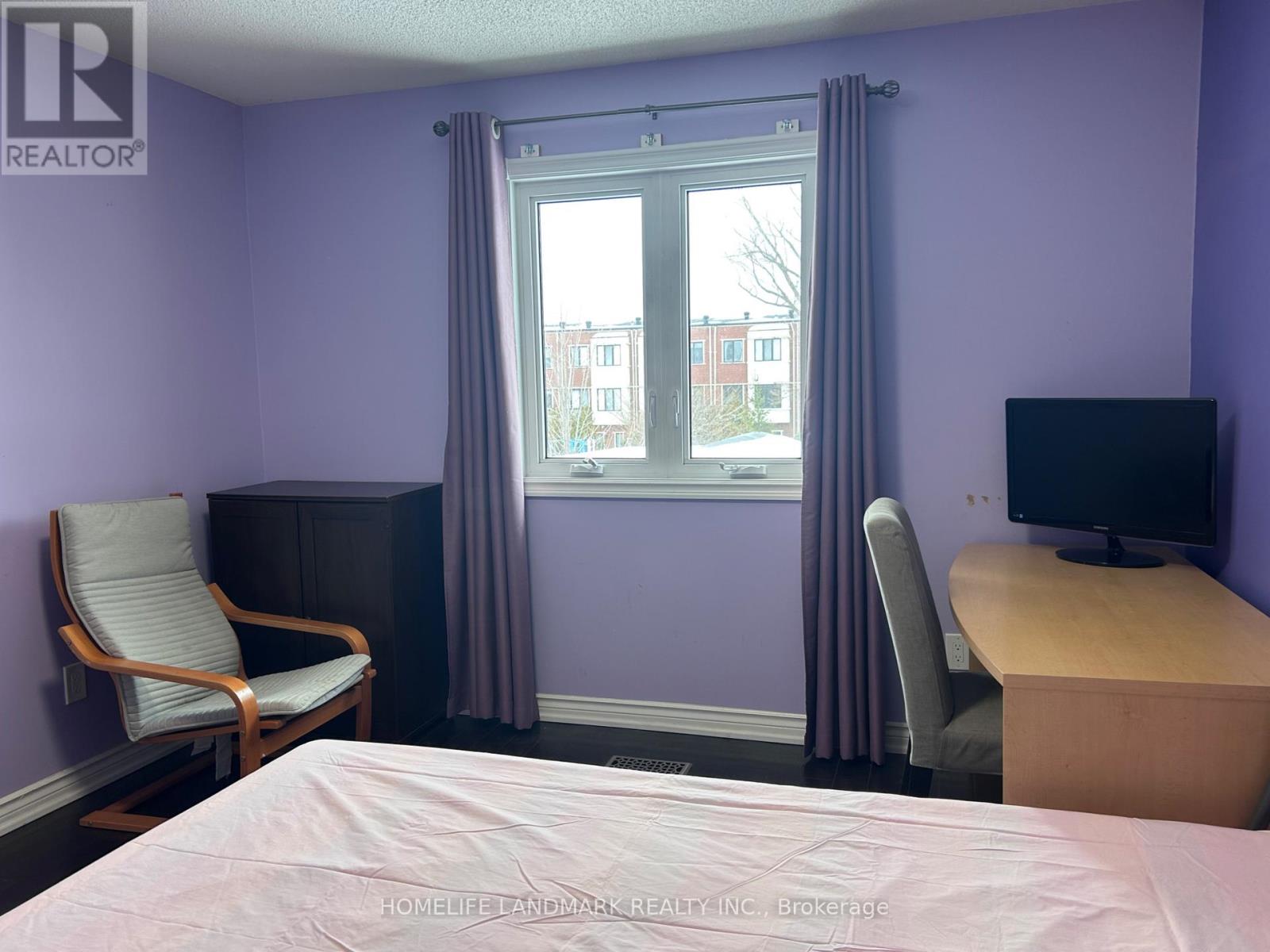 45 Briggs Avenue, Richmond Hill, Ontario  L4B 1N7 - Photo 2 - N12988530