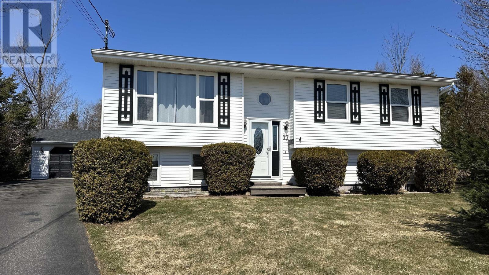 17 Menlow Court, North River, Nova Scotia