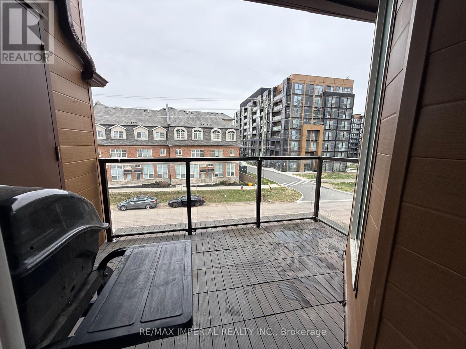 305 - 2370 Khalsa Gate, Oakville, Ontario  L6M 1P5 - Photo 17 - W12988516