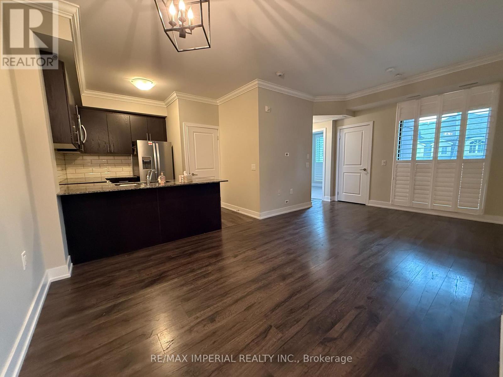 305 - 2370 Khalsa Gate, Oakville, Ontario  L6M 1P5 - Photo 2 - W12988516