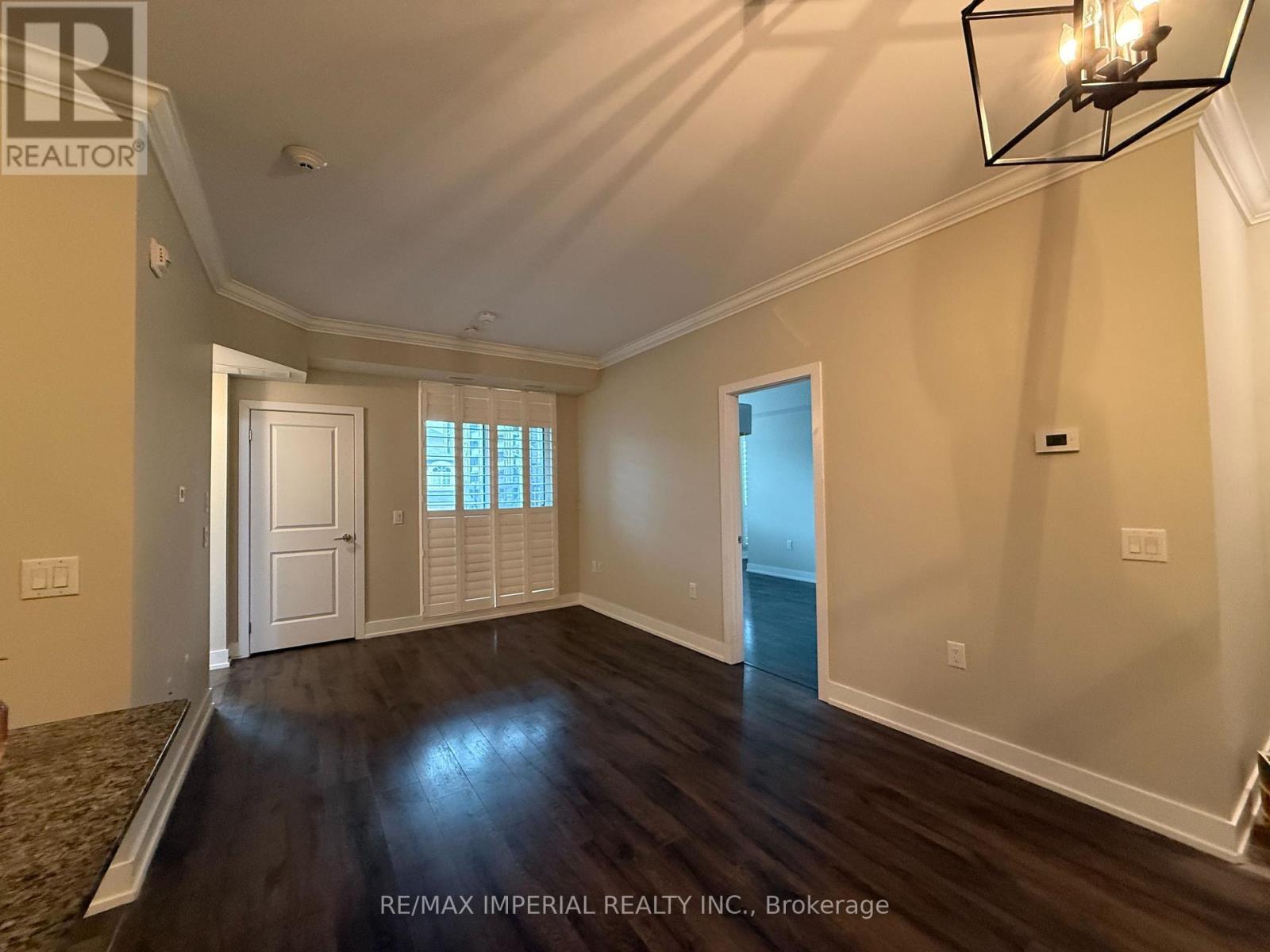 305 - 2370 Khalsa Gate, Oakville, Ontario  L6M 1P5 - Photo 5 - W12988516