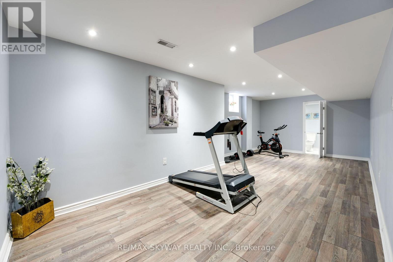 67 Veterans Drive, Brampton, Ontario  L7A 0T6 - Photo 43 - W12988524