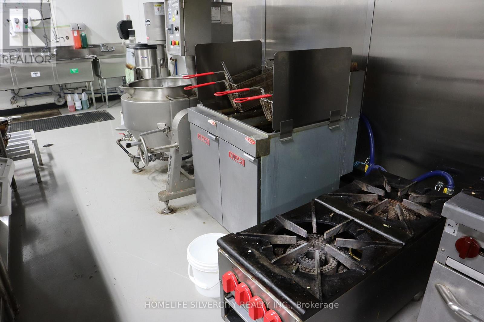 37-38 - 71 West Drive, Brampton, Ontario  L6T 2J6 - Photo 9 - W12988534