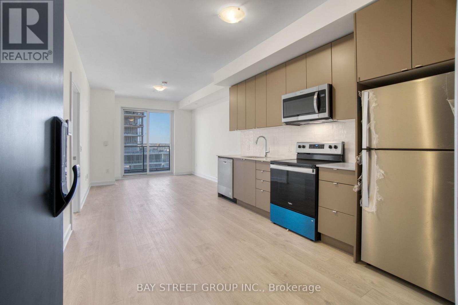 1013 - 3220 William Coltson Avenue, Oakville, Ontario  L6H 7X9 - Photo 10 - W12988536