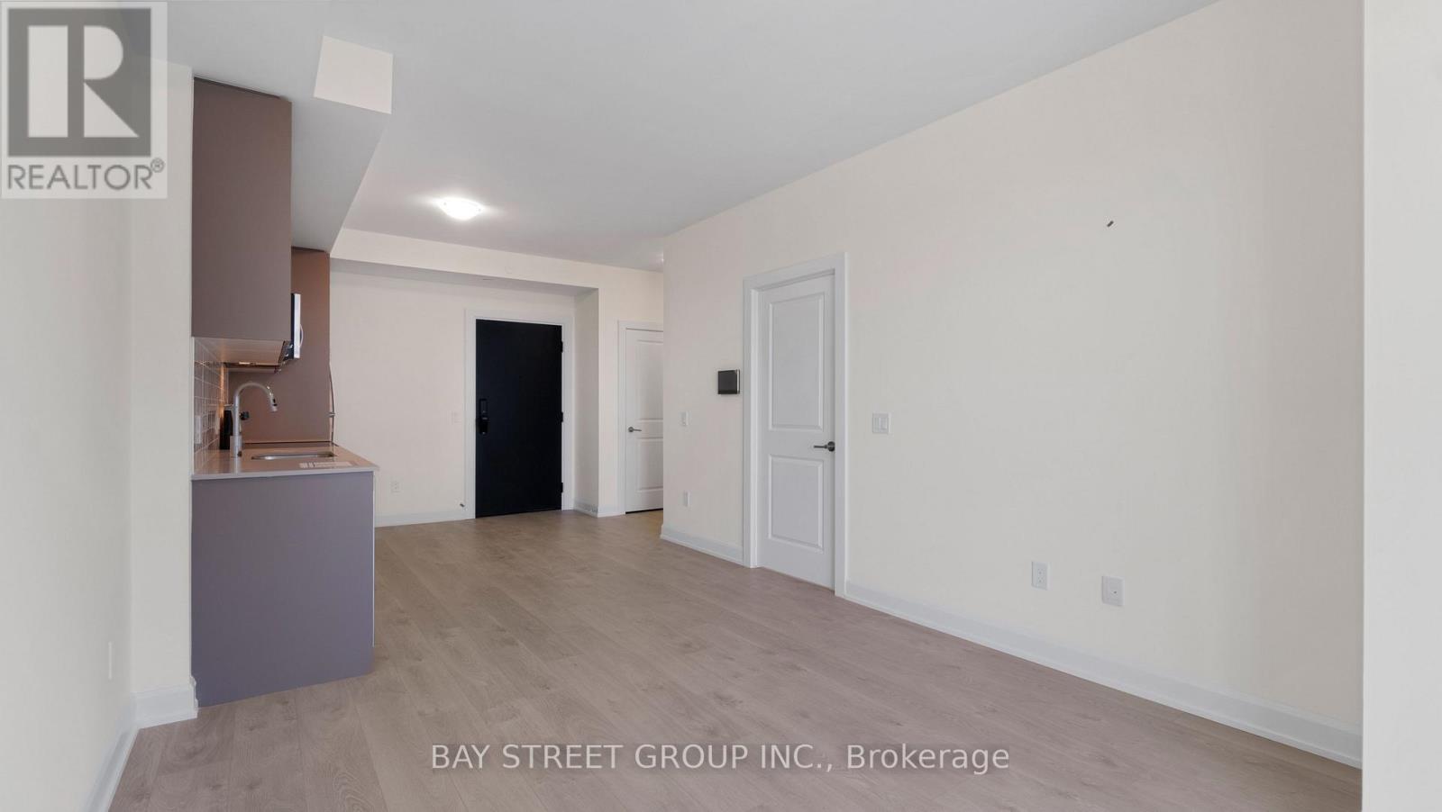 1013 - 3220 William Coltson Avenue, Oakville, Ontario  L6H 7X9 - Photo 16 - W12988536