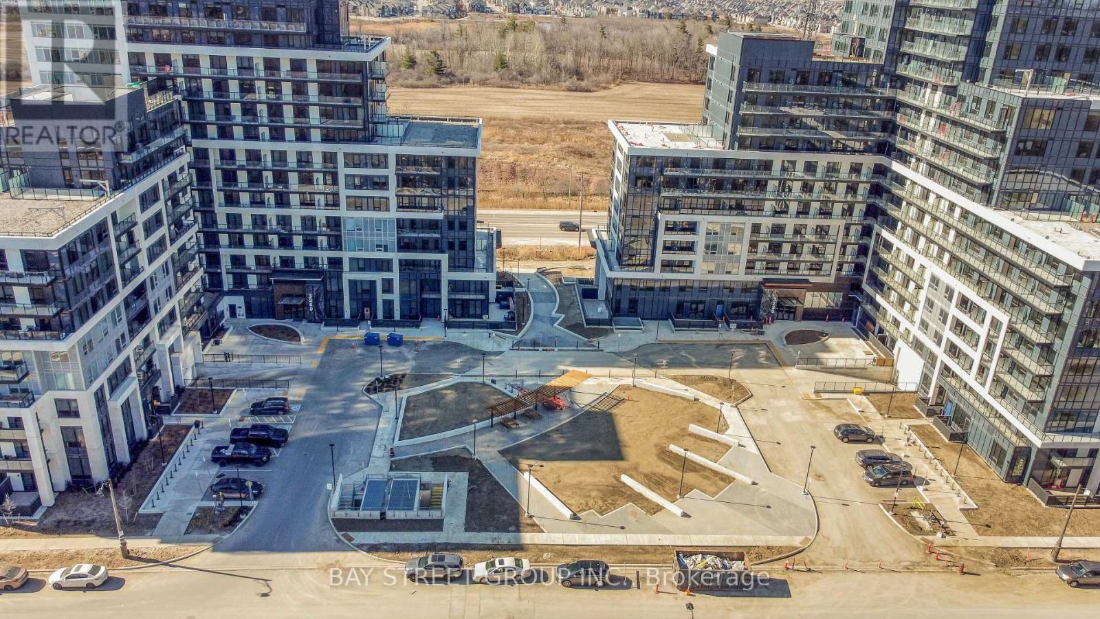 1013 - 3220 William Coltson Avenue, Oakville, Ontario  L6H 7X9 - Photo 2 - W12988536