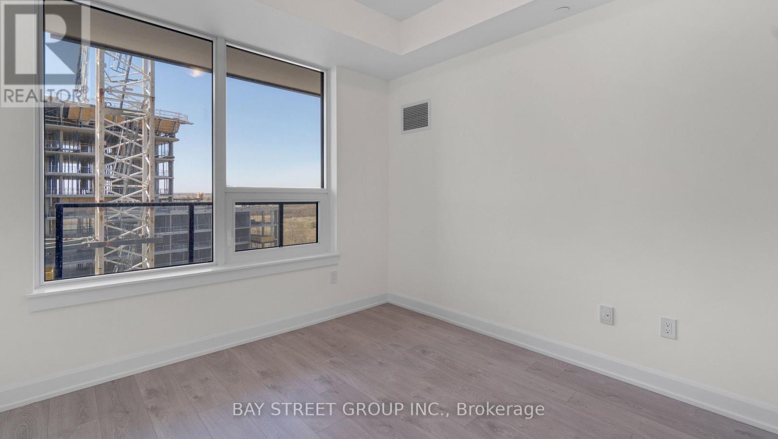 1013 - 3220 William Coltson Avenue, Oakville, Ontario  L6H 7X9 - Photo 21 - W12988536