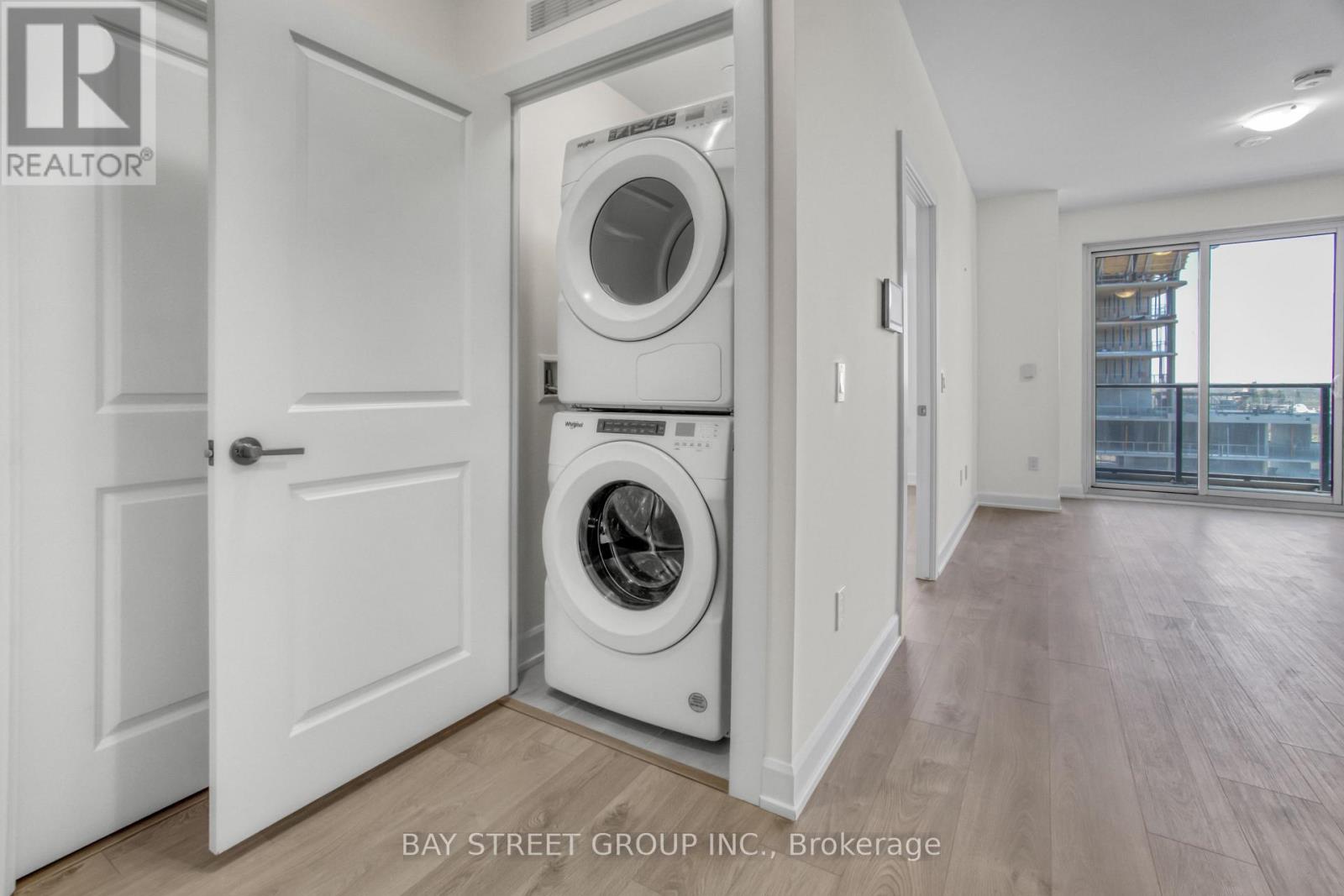 1013 - 3220 William Coltson Avenue, Oakville, Ontario  L6H 7X9 - Photo 28 - W12988536