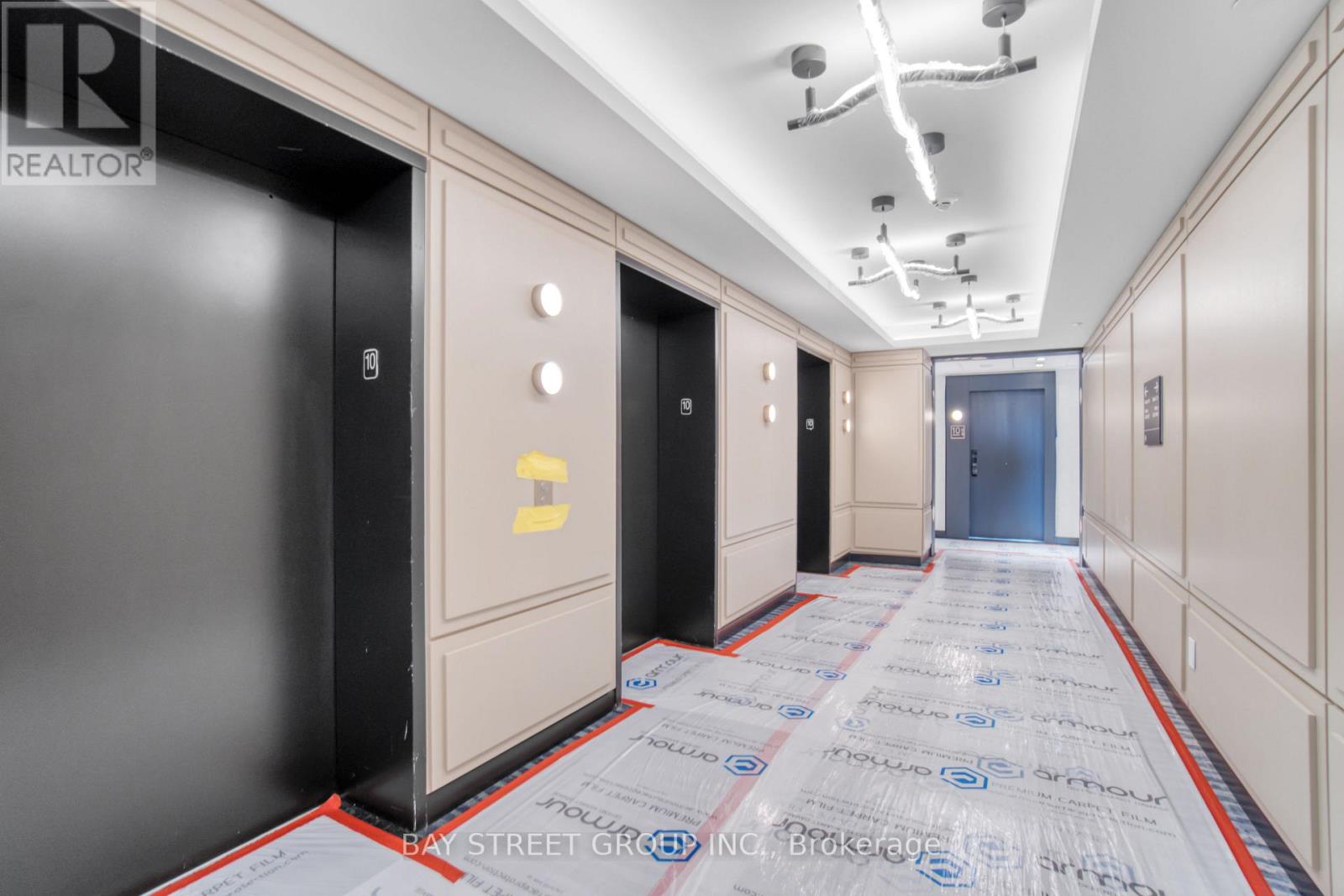 1013 - 3220 William Coltson Avenue, Oakville, Ontario  L6H 7X9 - Photo 8 - W12988536