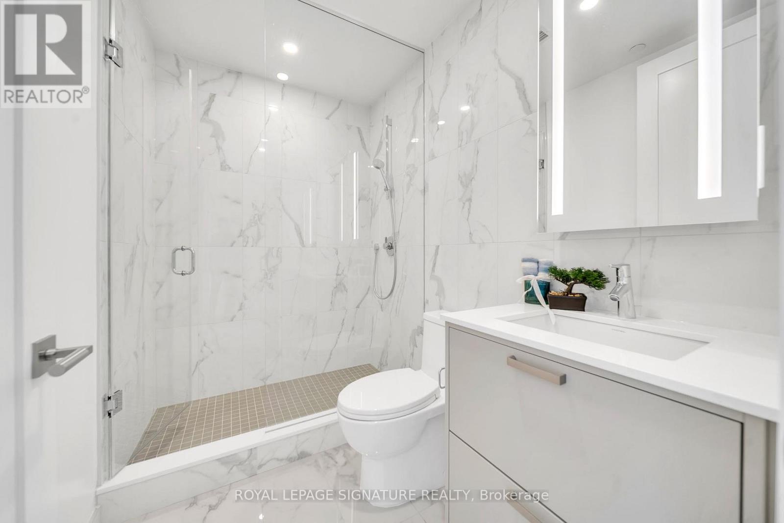 617 - 399 Royal Orchard Boulevard, Markham, Ontario  L3T 0H3 - Photo 20 - N12982514