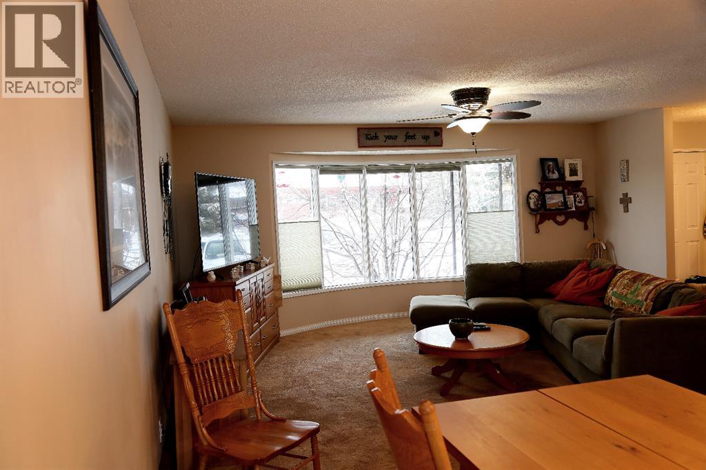 2117 127 Street, Blairmore, Alberta  T0K 0E0 - Photo 4 - A2300166