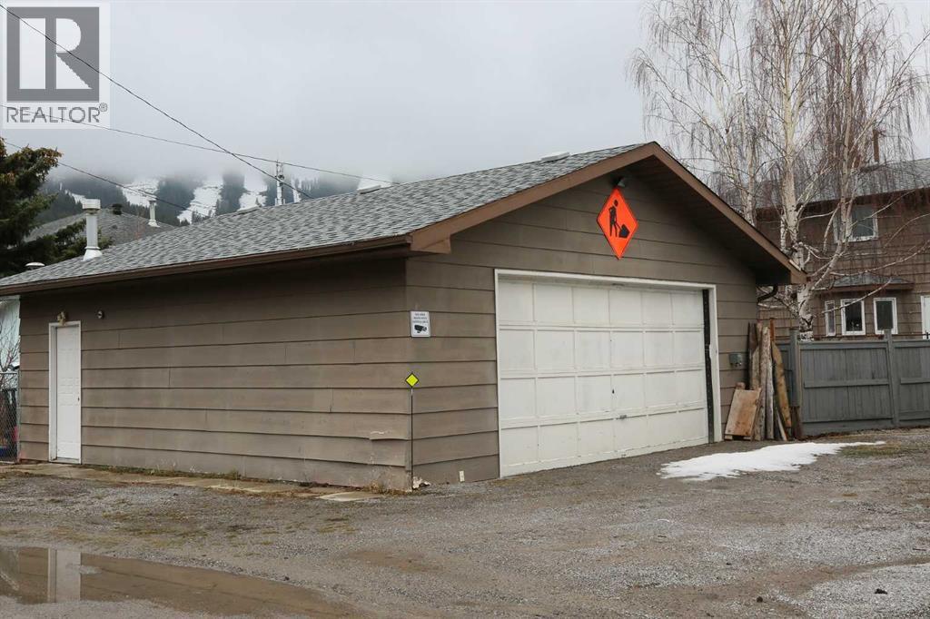 2117 127 Street, Blairmore, Alberta  T0K 0E0 - Photo 31 - A2300166