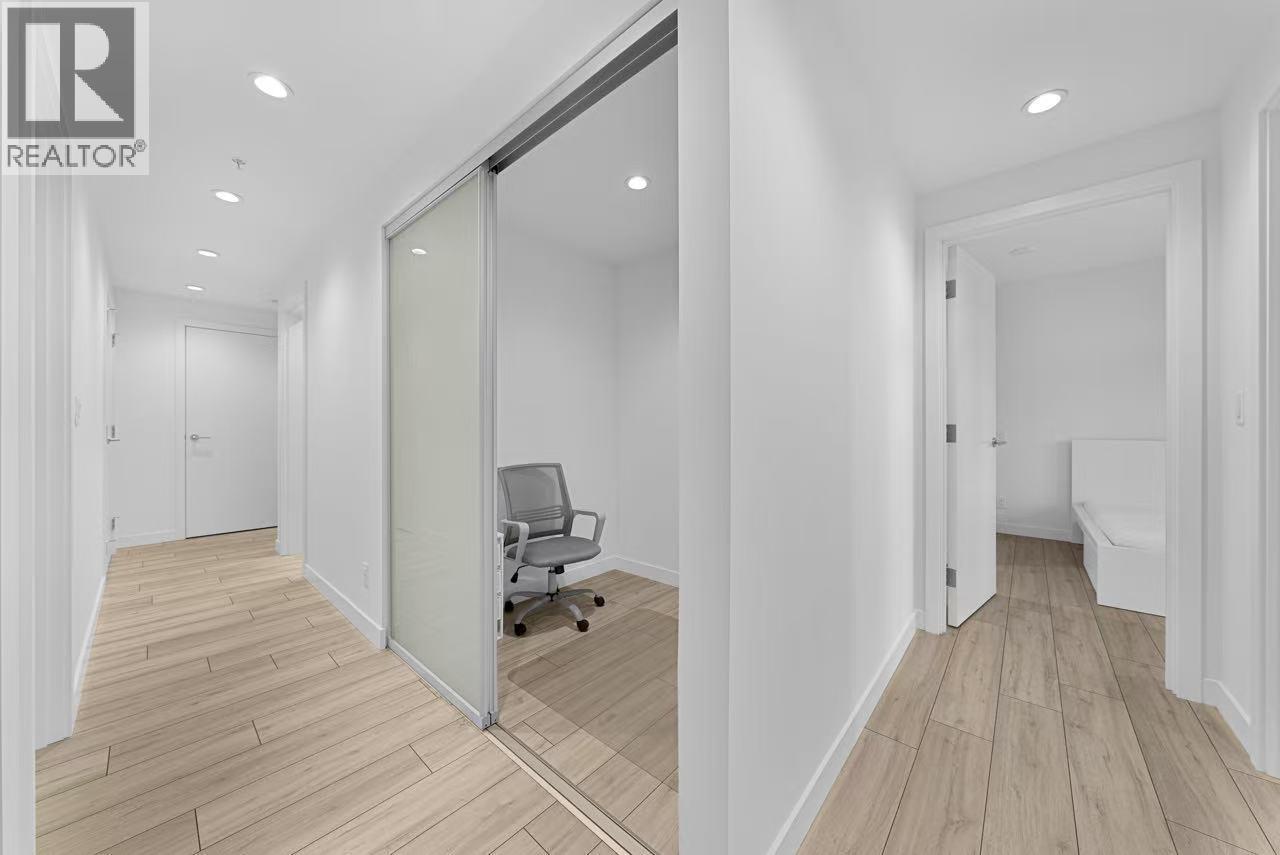 The 4th Floor 6080 Mckey Ave, Burnaby, British Columbia  V5H 0J4 - Photo 8 - R3109054