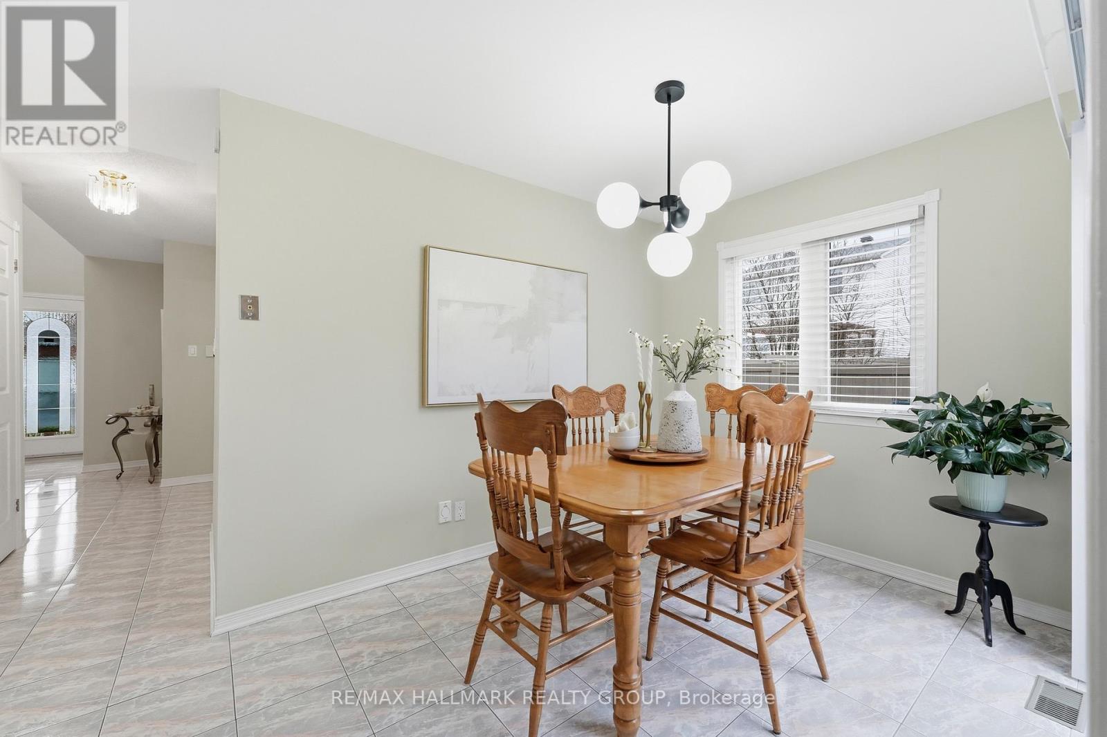 1144 Ambercrest Street, Ottawa, Ontario  K1J 1A9 - Photo 17 - X12988552