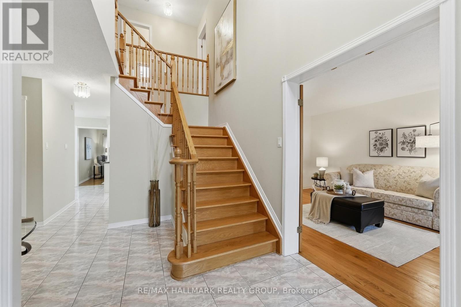 1144 Ambercrest Street, Ottawa, Ontario  K1J 1A9 - Photo 8 - X12988552